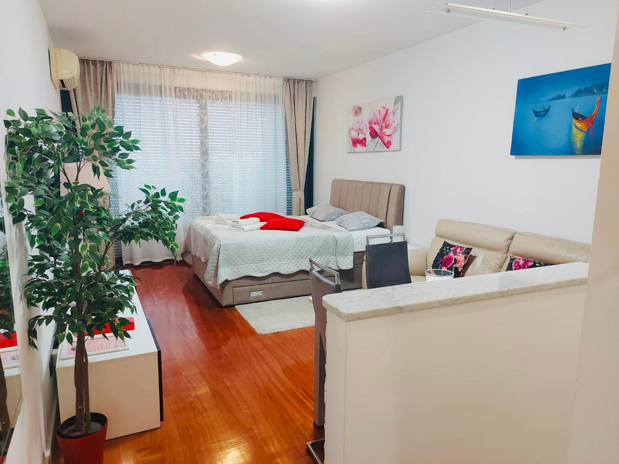 Nova Galerija West App Mary - Parking In Garage Apartment Zagreb Luaran gambar
