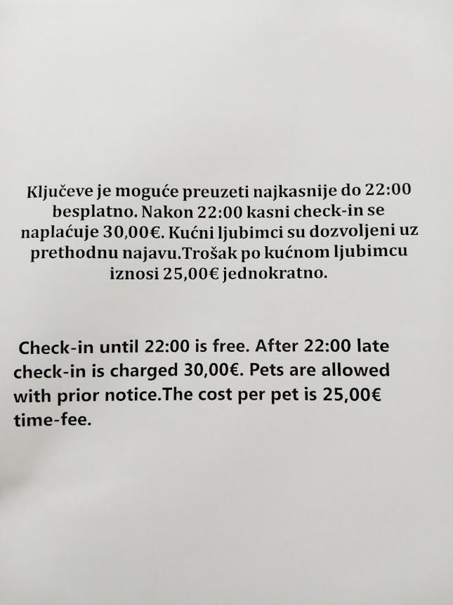 Nova Galerija West App Mary - Parking In Garage Apartment Zagreb Luaran gambar