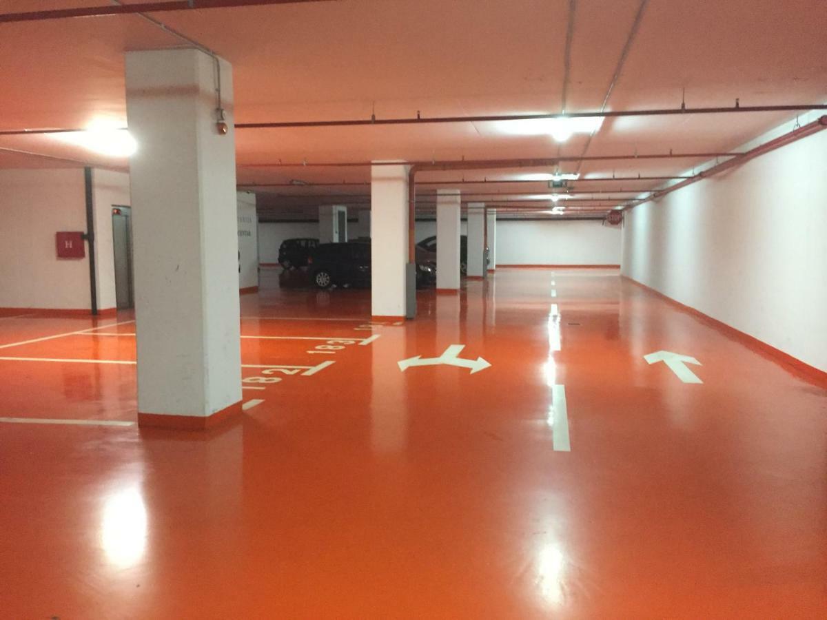 Nova Galerija West App Mary - Parking In Garage Apartment Zagreb Luaran gambar