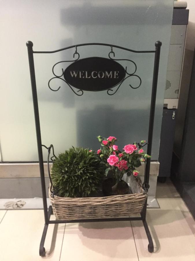Nova Galerija West App Mary - Parking In Garage Apartment Zagreb Bilik gambar